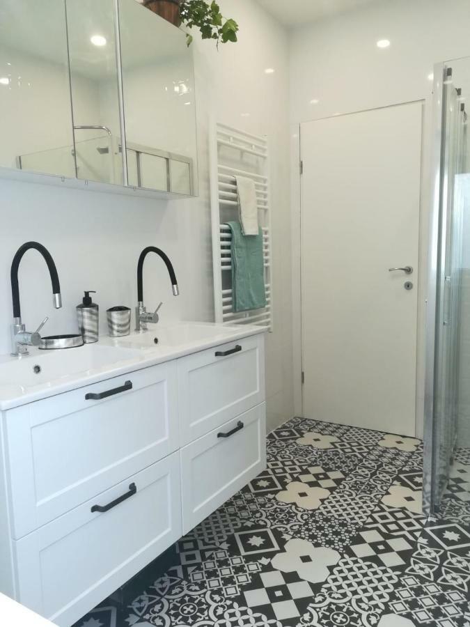 Appartement Lili In Pet Friendly, Free Parking